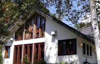 ペンション　カレンズ